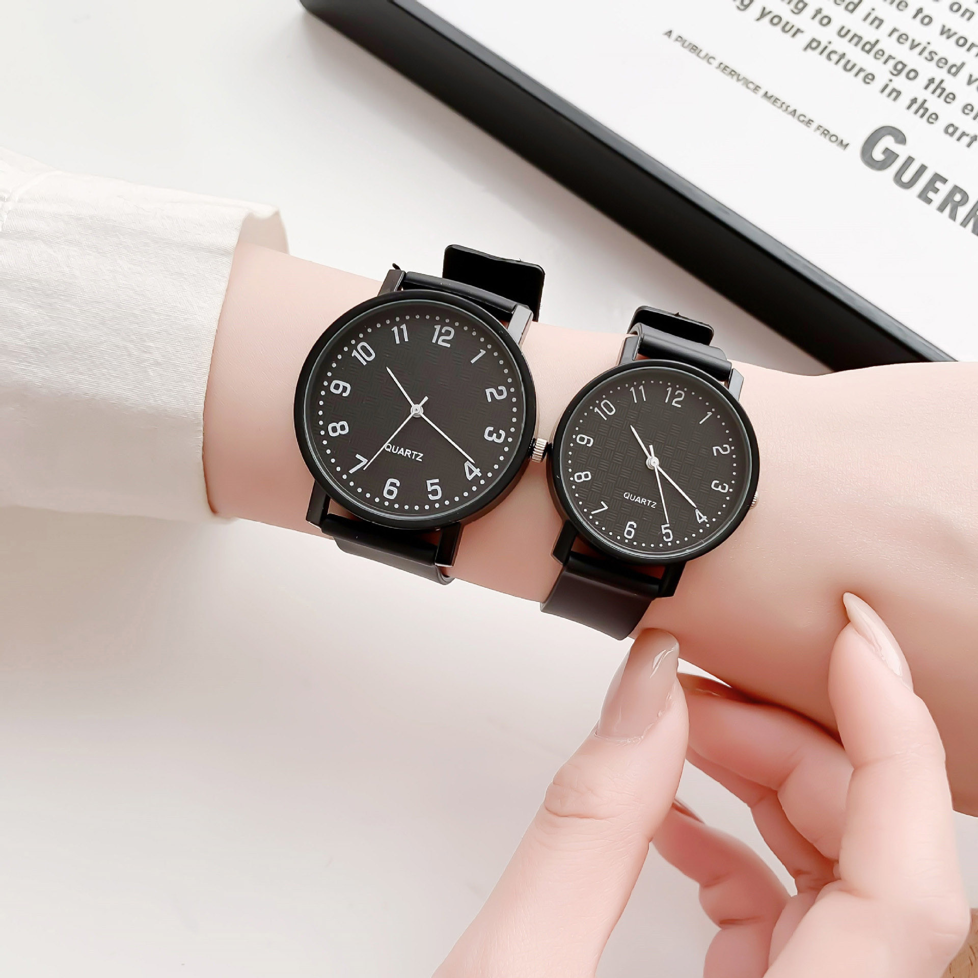 Simple Black Watch Quartz Watc - Silicone Band Women recension och pris